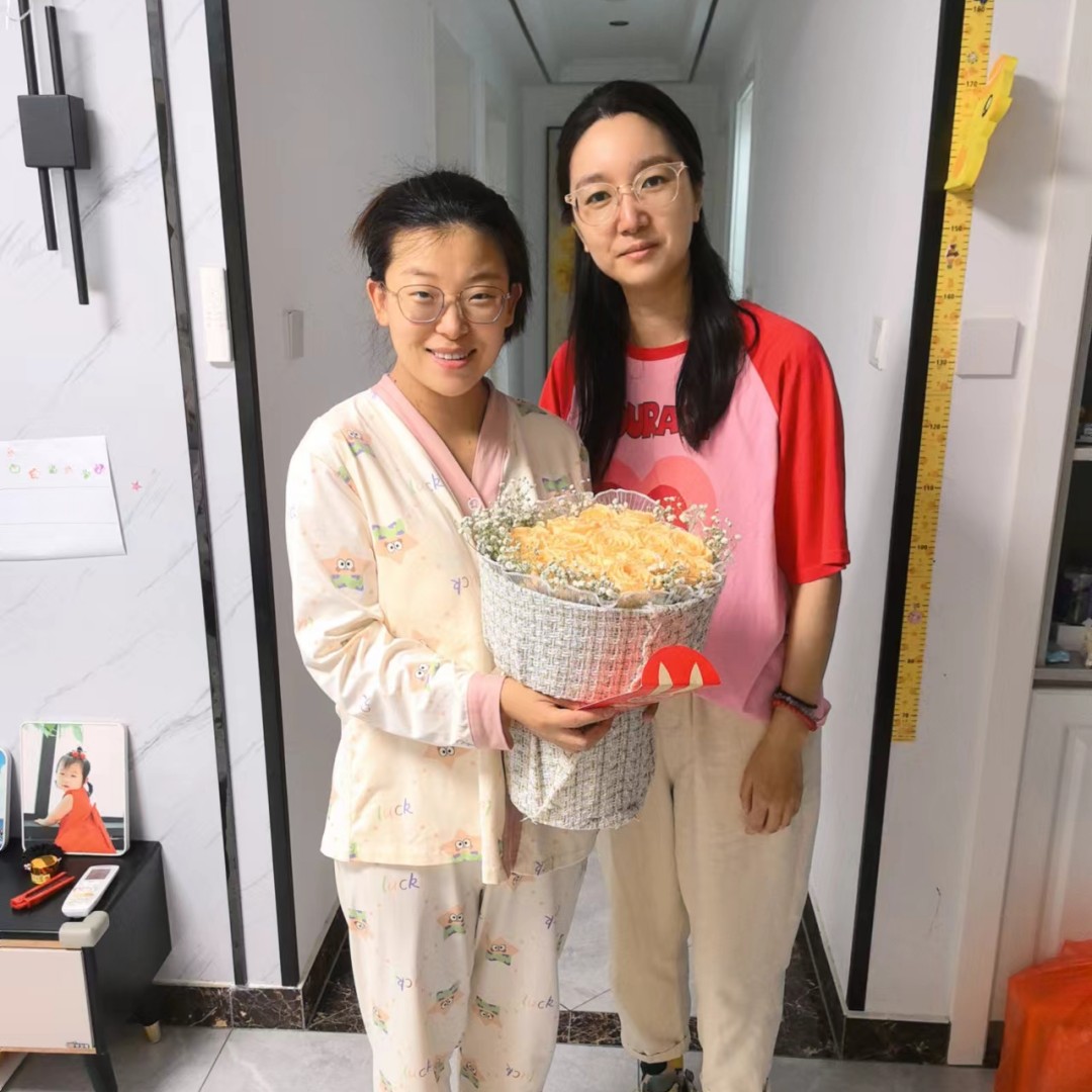 慰問(wèn)生育職工，做好“娘家人”